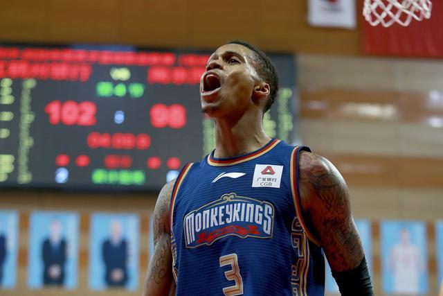 萨卡社媒晒照：重回胜利轨道！